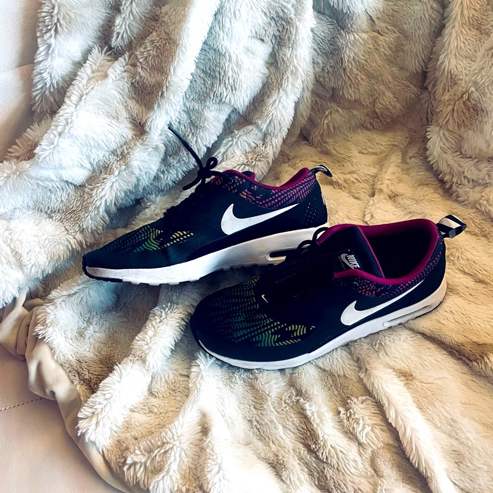 Nike Air Max Thea, rainbow zebra print, EUC, Size 8 - Picture 4 of 11